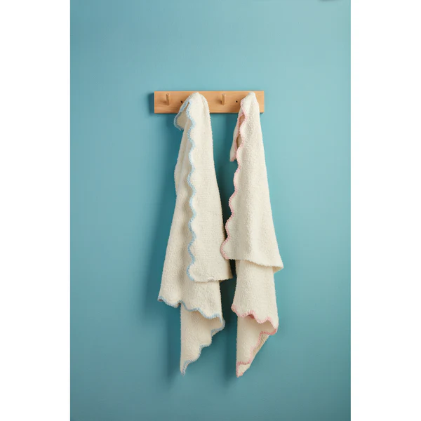 Scallop Chenille Blanket